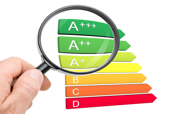 image of energy efficiency rating and spray foam insulation