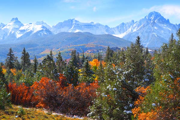 image of rocky mountains colorado depicting high altitude and insulation